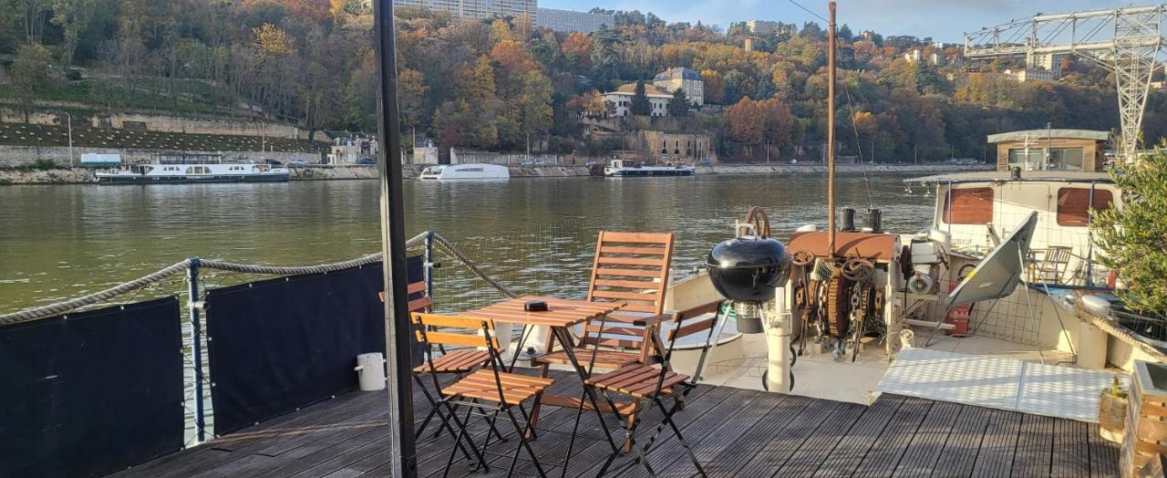 Appartement Dans Peniche Atypique Et Idyllique A Confluence Lyon Extérieur photo